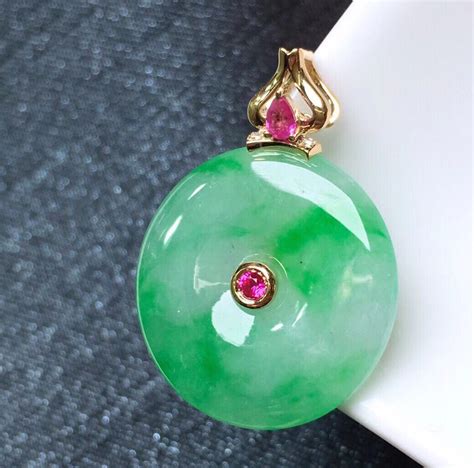 High Grade Natural Jadeite Necklace K Gold Icy Pure Green Floats