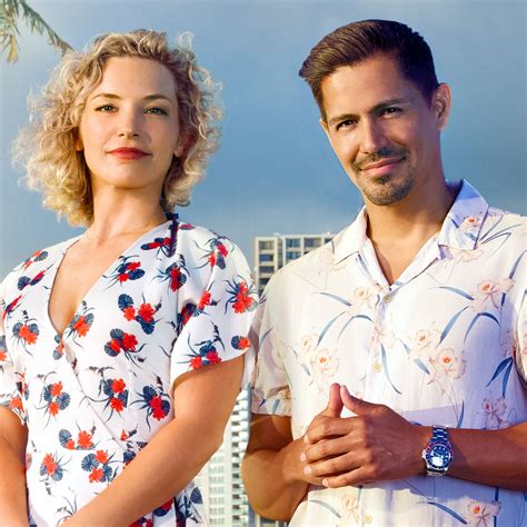Magnum P I S Magnum And Higgins Kick Off Season On A Steamy Note In Sizzling Sneak Peek