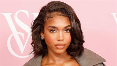 Lori Harvey 26 Shows Off Amazing Figure In Just A Bra And Shows Off Bra At The Victoria’s
