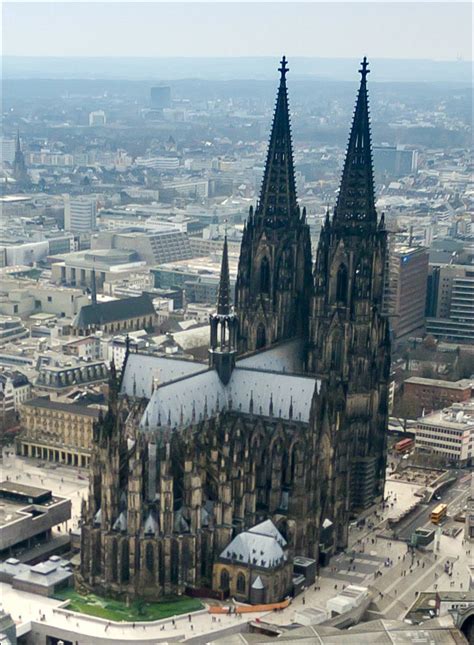 10 Largest Cathedrals In The World