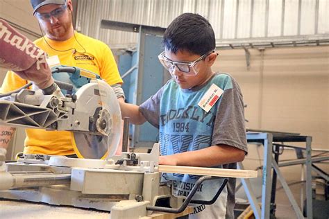 Photos Youth Discovers The Trades Gives Students A Vision For Their