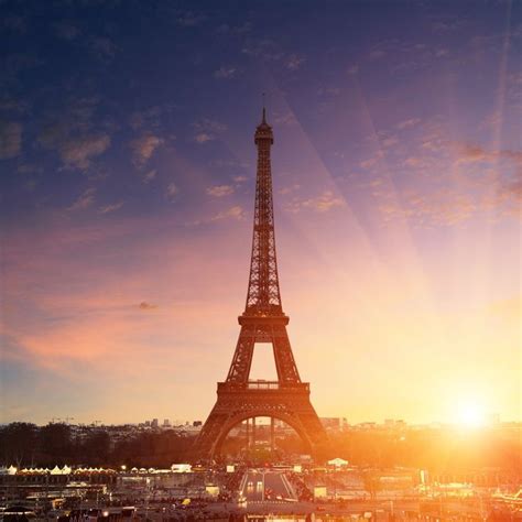 80 Travel Experiences To Have While Youre Alive And Breathing Eiffel