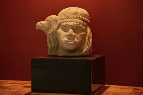 La monumental Cabeza Chichimeca una obra de arte que señorea