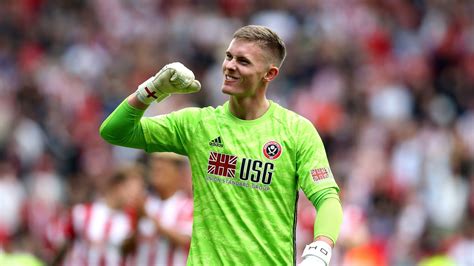 Dean bradley henderson (born 12 march 1997) is an english professional footballer who plays as a goalkeeper for premier league club manchester united and the england national team. Dean Henderson Wallpapers - Wallpaper Cave