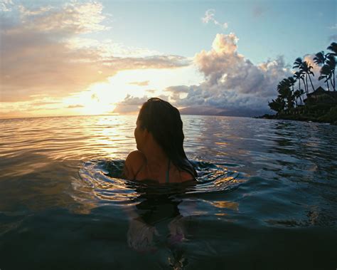 Sunset Swimming In Maui Hawaii Maui Hawaii Sunset Photography