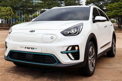 Kia Niro Ev Revealed In Production Form With Ambitious Range Promises