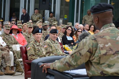 U S Army Communications Electronics Command Welcomes New Leader Article The United States Army