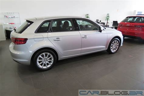 Price details, trims, and specs overview, interior features, exterior design, mpg and mileage capacity, dimensions. Audi A3 Sportback 2014: fotos, vídeo, preço, consumo e ...