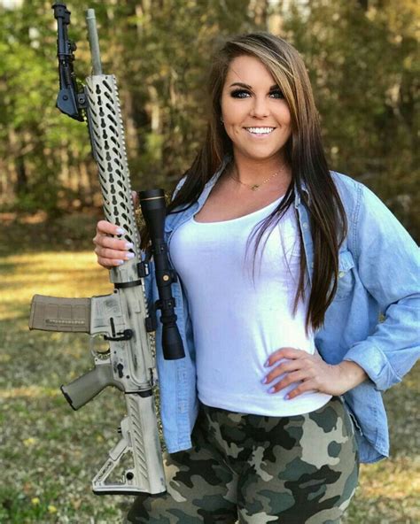 Girls With Guns 💜 💖 💗 💟 💜 💙 💚 💛 Girl Guns Military Girl Army Girl