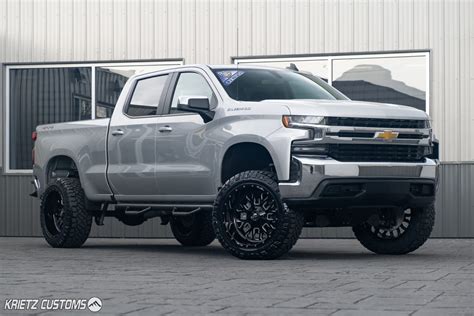 Lifted 2019 Chevy Silverado 1500 With Fuel Stroke And Rough Country