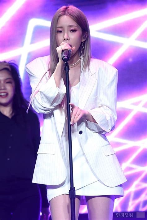 헤이즈 신곡 'jenga'를 누구보다 빠르게 커버해보았어요. 헤이즈 선우정아에 곡 의뢰 공감 가는 비공개 연애 이야기 담아 ...