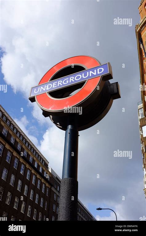 Underground Sign In London Stock Photo Alamy