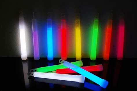 Directglow 25 Count 8 Color Assorted Jumbo 6 Inch Glow Sticks 12 Hour