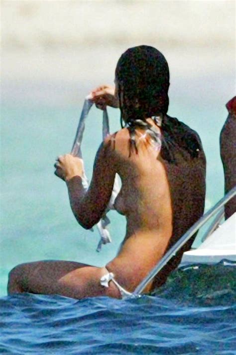 Pippa Middleton Nude Bikini Pics From Caribbean Islands Hot Sex Picture