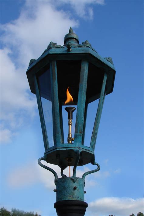 Windsor Antique Green Post Mount Gas Light Pro French Quarter