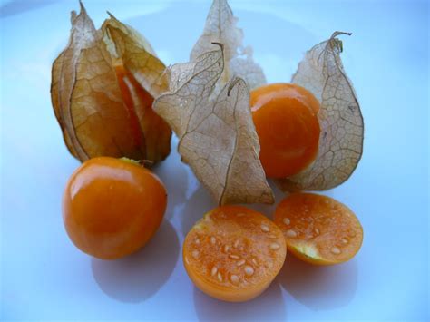 Nutrition Information About Rasbhari Cape Gooseberries Or Golden
