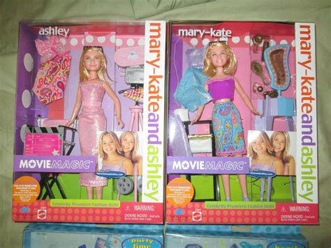 Mattel Mary Kate And Ashley Movie Magic Dolls With Boxed Outfit Lot
