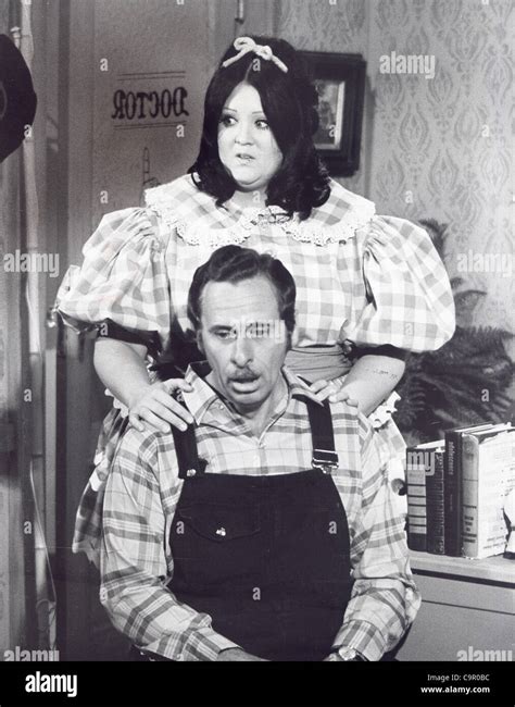 Hee Haw Castlulu Roman Gordie Tappsupplied By Photos Inccredit