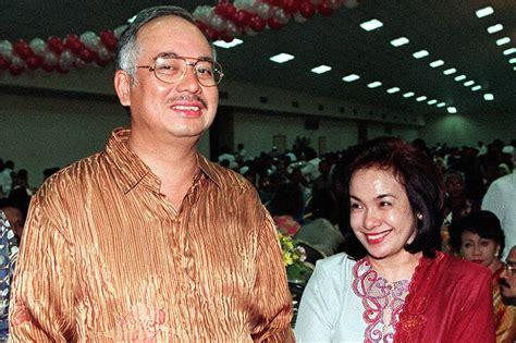 She had 4 children riza aziz, nooryana najwa najib, azrene soraya abdul. Malaysia's Extravagant Ex-First Lady Lands in Graft ...