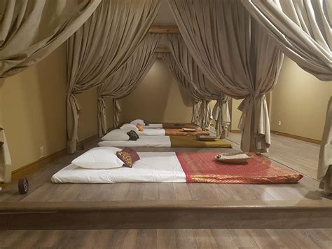 aum ayurvedic and thai massage in toronto ca on vagaro relaxation room massage room colors