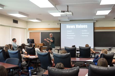 journalism academic advising uf college of journalism and communications