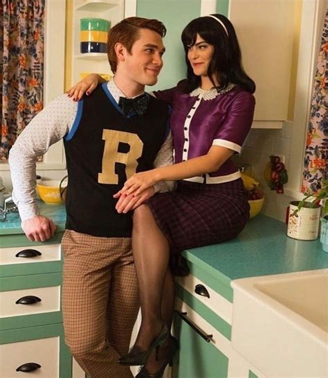 Pin By Victoria Rios On Riverdale Riverdale Archie Riverdale Archie And Veronica Riverdale Cw