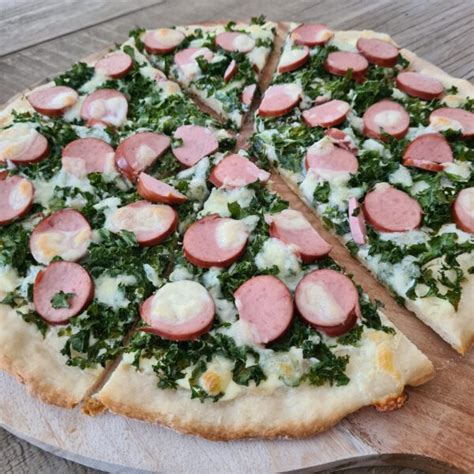 Recept Pizza Boerenkool Met Worst Het Getikte Eitje