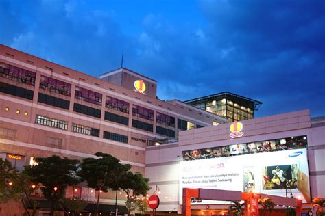 Bus transportation hub to genting highlands, klia 2, singapore. Bandar Utama Shopping Complex - Obayashi Singapore