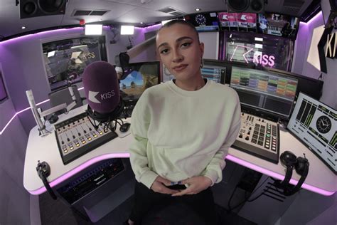 December 23, 2020december 23, 2020 unclescoopy. Daisy Maskell talks early mornings for KISS FM Breakfast ...
