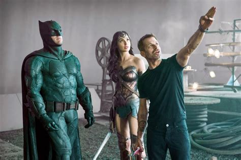 zack snyder to shoot new justice league scenes next month