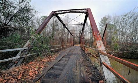Most Haunted Bridge In Alabama Hells Gate Bridge