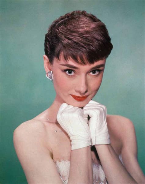 7 Bài Học Từ Biểu Tượng Thời Trang Audrey Hepburn Doanhnhanplusvn