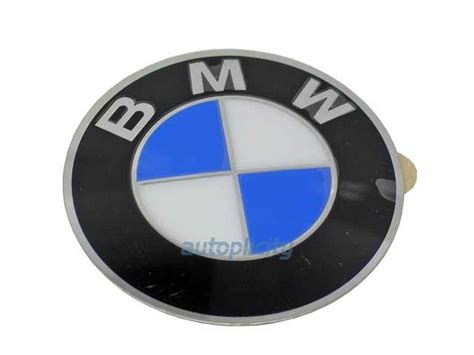 GENUINE BMW 36-13-6-767-550 Emblem | Autoplicity