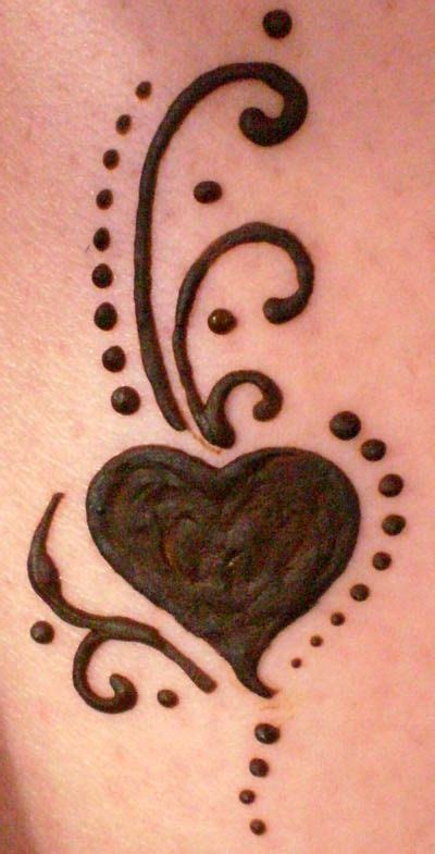 Henna By Cynthia Mcdonald Cute Henna Henna Heart Cute Henna Tattoos