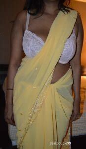 Bhabhi removing blouse showing boobs सड बलउज उतर कर नग चच दखई