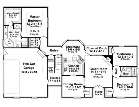 The ranch house plan style has a variety of definitions. Traditional Style House Plan 59158 with 3 Bed , 3 Bath , 2 ...