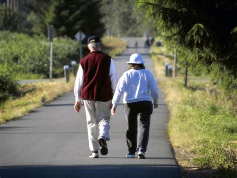 When Older People Walk Now They Stay Independent Later Wbur News
