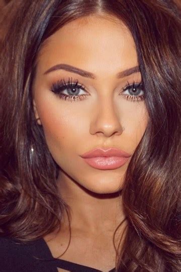 For people with fair skin, cool undertones and brown eyes, she recommends platinum, jet black hair dyes, flat and fawn browns, coffee and mahogany as well. 15+ Best Natural Makeup Look For Brown Skin | TVTREX MEDIA