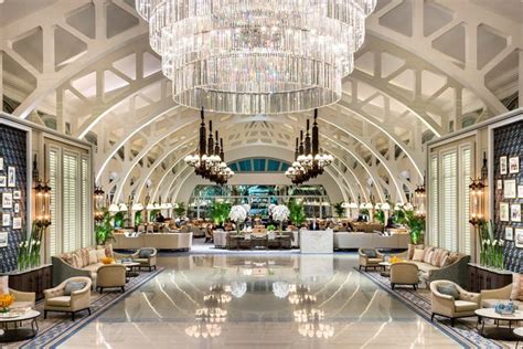 The Ultimate Singapore Travel Guide • The Blonde Abroad Hotel Luxury