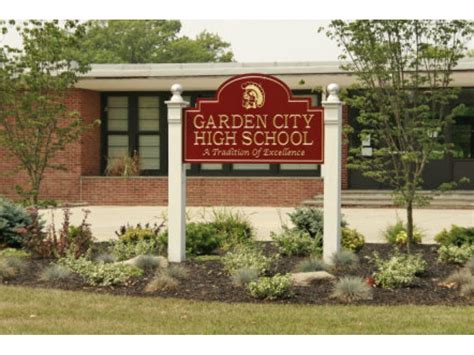 (0.72 km) la quinta inn & suites by wyndham garden city. U.S. News Ranks Garden City High School as Best HS on Long ...