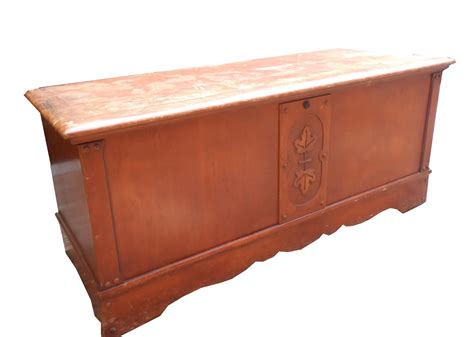 Uhuru Furniture And Collectibles Vintage Lane Cedar Chest Sold