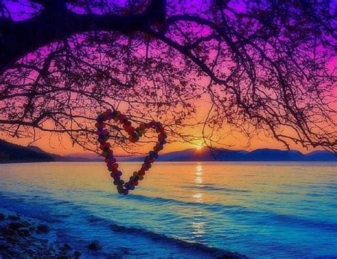 Hanging Heart Sunset Seaside Sea Sunsets Beaches Attractions In