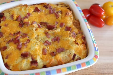 Egg Ham And Cheese Breakfast Casserole Quick Breakfast Casserole Ham