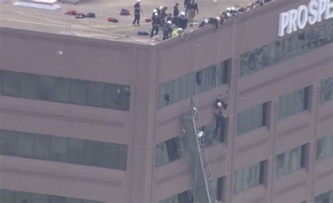 Window Washer Rescued After Scaffolding Malfunctions