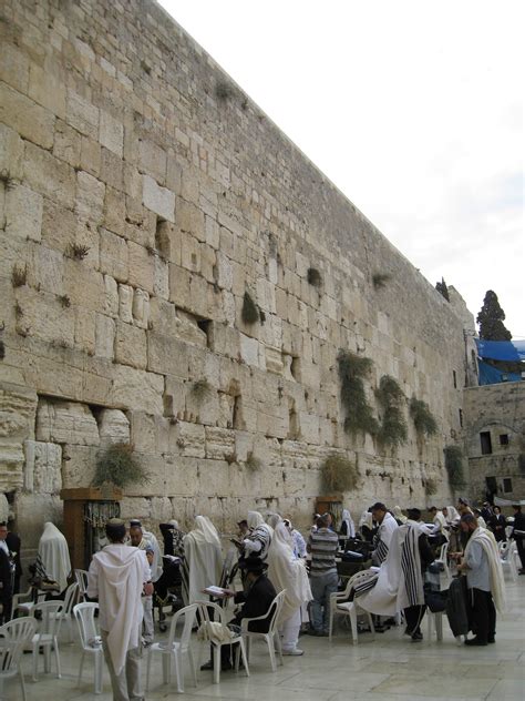 Mesmerizing Photos Of The Western Wall Or Wailing Wall In Israel