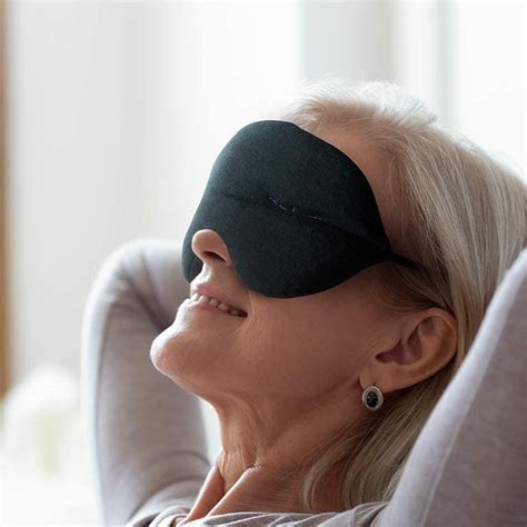 Taking those power naps on the go can be quite difficult. IMAK Eye Mask Pillow : weighted compression soothing eye ...