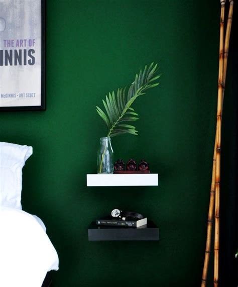 Emerald Green Living Room Walls Paint Colors In 2020 Green Walls