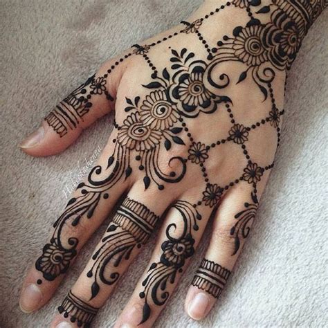Gorgeous Back Hand Arabic Mehndi Design Back Hand Arabic Mehndi