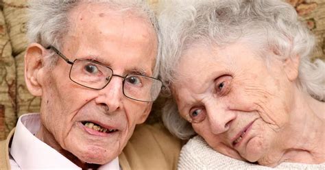 Britains Longest Married Couple Still Hold Hands Every Day After 80 Years Mirror Online