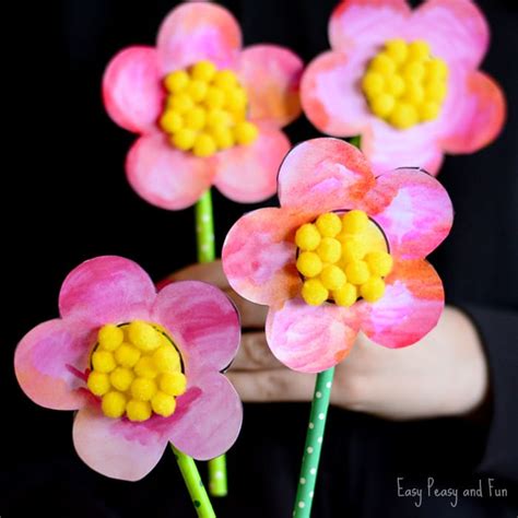 25 Wonderful Flower Crafts Ideas For Kids And Parents To Make Easy
